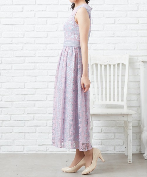 CARETTE(カレット)の「ストライプレースロングドレス(ドレス・レディース・グレイッシュブルー/イエロー×グレー/ライラック・9号/13号/11号)」の17枚目の写真