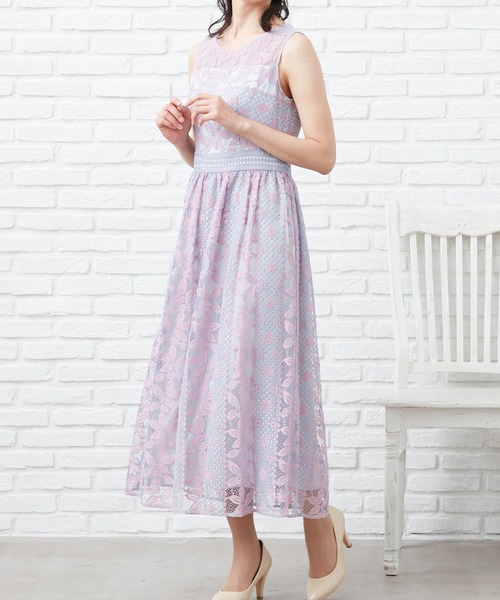 CARETTE(カレット)の「ストライプレースロングドレス(ドレス・レディース・グレイッシュブルー/イエロー×グレー/ライラック・9号/13号/11号)」の14枚目の写真