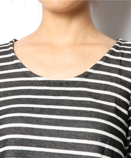 mystic（ミスティック）の「ティアードテレコボーダーワンピース（ワンピース・レディース・ベージュ/ボルドー/ネイビー/ブラック・ﾌﾘ-）」の9枚目の写真