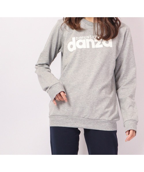 DIMENSIONE danza(ディメンシオーネ ダンツァ)の「ロゴプリント長袖スウェットトップス(スウェット・レディース・ホワイト/スモークピンク/グレー/グリーン/パープル/ブラック・MEDIUM/SMALL/X-SMALL)」の3枚目の写真
