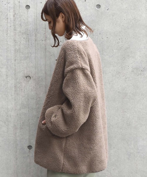 w closet（ダブルクローゼット）の「チャイナボタンボアブルゾン 