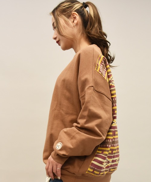 LEAD(リード)の「バンダナremakeBIG SWEAT(スウェット・レディース・ホワイト系その他/ホワイト系その他2/ホワイト系その他3/ライトアッシュグレー/ミント/ピンク系その他2/ピンク系その他3/イエロー系その他/イエロー系その他2/パープル系その他2/ブラック・FREE)」の22枚目の写真