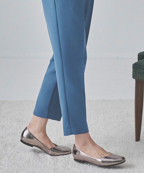 grove(グローブ)の「【新カラー追加】やわここち(R)Vカットスクエアパンプス(パンプス・レディース・サックスブルー/ベージュ/ブラック/アイボリー/ガンメタ/ダークブラウン/ブラック系3・20/25/30/35/50/40/45)」の7枚目の写真