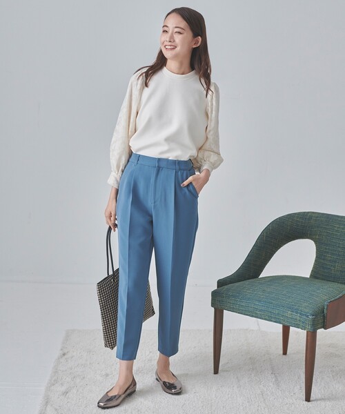 grove(グローブ)の「【新カラー追加】やわここち(R)Vカットスクエアパンプス(パンプス・レディース・サックスブルー/ベージュ/ブラック/アイボリー/ガンメタ/ダークブラウン/ブラック系3・20/25/30/35/50/40/45)」の15枚目の写真