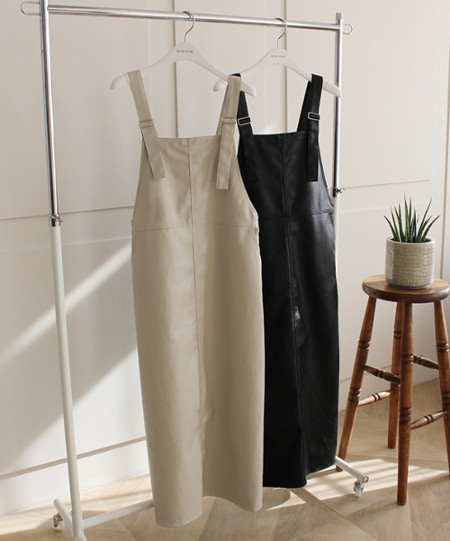 MODE ROBE（モードローブ）の「フェイクレザージャンパースカート（ジャンパースカート・レディース・アイボリー/ブラック・FREE）」の14枚目の写真