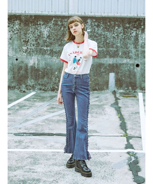 jouetie（ジュエティ）の「サイドレースアップフィットデニム（デニムパンツ・レディース・ブルー/ブラック・SMALL/MEDIUM）」の10枚目の写真