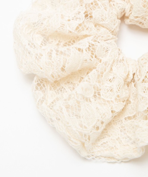 WEGO（ウィゴー）の「WEGO/レースビックシュシュ（シュシュ・レディース・ホワイト/ブラック/ベージュ・FREE）」の4枚目の写真