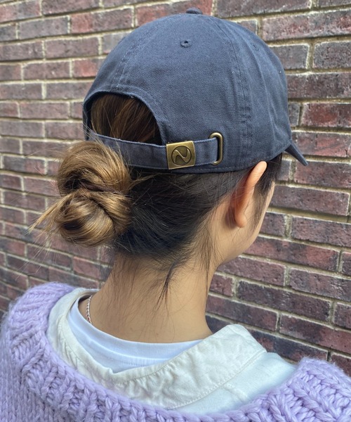 newhattan(ニューハッタン)の「【newhattan】ニューハッタン キャップ STONE WASHED TWILL CAP(キャップ・レディース・ベージュ系/サックスブルー/モーブ系/ブルーグレー/オレンジ/ミント/スモークピンク/グリーン系その他/グリーン系その他2/ライラック/ダークブラウン/ベージュ系1/チャコールグレー/ブラック/ブラック系/ダークブルー/ライトブルー/ダークグリーン/オリーブ/グレー/カーキ/ホワイト/ネイビー/ラベンダー/その他/ライム/レッド系その他/グリーン系/カーキ系/サンドベージュ/ブラック系1/ブルー系・FREE)」の6枚目の写真