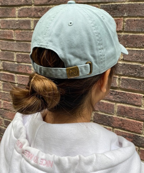 newhattan(ニューハッタン)の「【newhattan】ニューハッタン キャップ STONE WASHED TWILL CAP(キャップ・レディース・ベージュ系/サックスブルー/モーブ系/ブルーグレー/オレンジ/ミント/スモークピンク/グリーン系その他/グリーン系その他2/ライラック/ダークブラウン/ベージュ系1/チャコールグレー/ブラック/ブラック系/ダークブルー/ライトブルー/ダークグリーン/オリーブ/グレー/カーキ/ホワイト/ネイビー/ラベンダー/その他/ライム/レッド系その他/グリーン系/カーキ系/サンドベージュ/ブラック系1/ブルー系・FREE)」の17枚目の写真