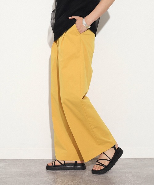AULI（アウリィ）の「【低身長向けサイズ】ハイウエストカラーワイドパンツ（その他パンツ・レディース・イエロー/ブルー/ブルーグリーン・S/XS）」の6枚目の写真