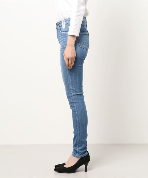 SOMETHING（サムシング）の「【SOMETHING】「COOL」 デニムスキニーパンツ（デニムパンツ・レディース・ライトインディゴブルー・25inch/26inch/27inch/28inch/29inch）」の3枚目の写真