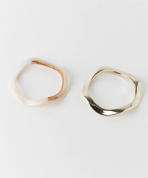 SMELLY（スメリー）の「2セットバングル（バングル/リストバンド・レディース・シルバー/ゴールド系その他・-）」の4枚目の写真