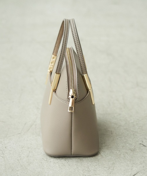 ROPE' PICNIC（ロペピクニック）の「【軽量】レクタンメタルミニラウンドボストン＆ショルダーバッグ（ショルダーバッグ・レディース・ブラック/キャメル/ベージュ系その他/イエロー/レッド系その他2/ライトグリーン/ダークブラウン・FREE）」の8枚目の写真