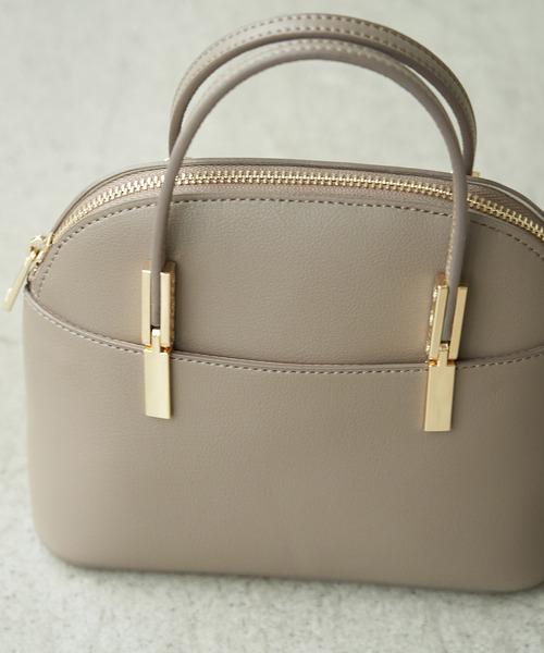 ROPE' PICNIC（ロペピクニック）の「【軽量】レクタンメタルミニラウンドボストン＆ショルダーバッグ（ショルダーバッグ・レディース・ブラック/キャメル/ベージュ系その他/イエロー/レッド系その他2/ライトグリーン/ダークブラウン・FREE）」の10枚目の写真