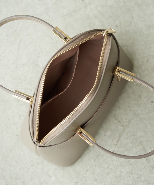 ROPE' PICNIC（ロペピクニック）の「【軽量】レクタンメタルミニラウンドボストン＆ショルダーバッグ（ショルダーバッグ・レディース・ブラック/キャメル/ベージュ系その他/イエロー/レッド系その他2/ライトグリーン/ダークブラウン・FREE）」の12枚目の写真