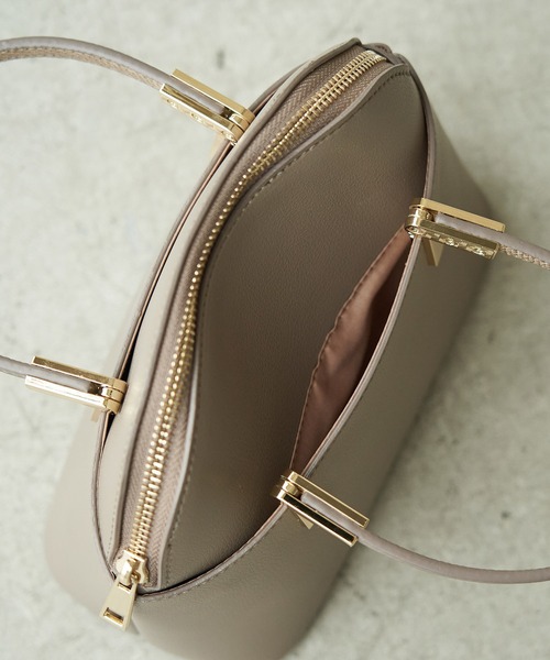 ROPE' PICNIC（ロペピクニック）の「【軽量】レクタンメタルミニラウンドボストン＆ショルダーバッグ（ショルダーバッグ・レディース・ブラック/キャメル/ベージュ系その他/イエロー/レッド系その他2/ライトグリーン/ダークブラウン・FREE）」の14枚目の写真