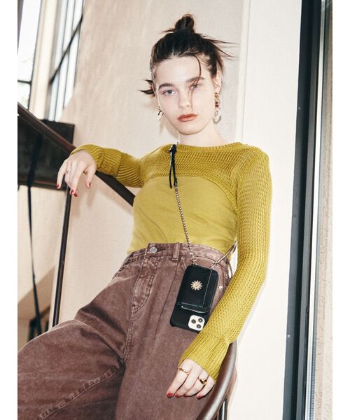 EVRIS（エヴリス）の「ボールチェーンiPhone12/12Proケース（スマホケース/カバー・レディース・ブラック/ブラウン・FREE）」の5枚目の写真