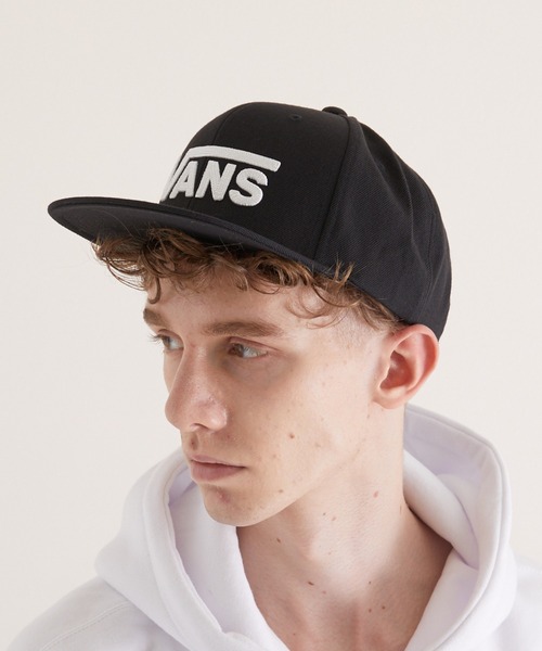 US VANS(ユーエスヴァンズ)の「【VANS】VANS DROP V Ⅱ SNAPBACK CAP(BEY)(キャップ・メンズ・ブラック×ホワイト/グレー系その他・FREE)」の1枚目の写真