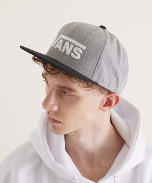 US VANS(ユーエスヴァンズ)の「【VANS】VANS DROP V Ⅱ SNAPBACK CAP(BEY)(キャップ・メンズ・ブラック×ホワイト/グレー系その他・FREE)」の2枚目の写真