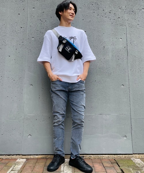 DIESEL（ディーゼル）の「FW21 メンズ  デニムパンツ ストレート デニム コーデュロイ カラー（デニムパンツ・メンズ・ブラウン/ピンク/ブルー・32inch/30inch/28inch/34inch/36inch/31inch/29inch/26inch/27inch/33inch）」の3枚目の写真