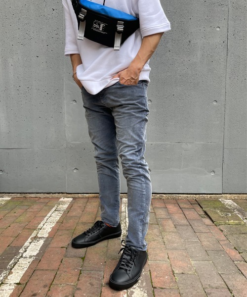 DIESEL（ディーゼル）の「FW21 メンズ  デニムパンツ ストレート デニム コーデュロイ カラー（デニムパンツ・メンズ・ブラウン/ピンク/ブルー・32inch/30inch/28inch/34inch/36inch/31inch/29inch/26inch/27inch/33inch）」の9枚目の写真