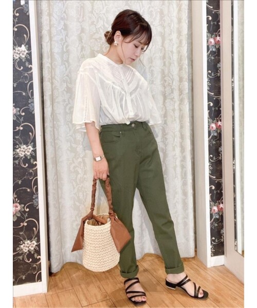 SHOO・LA・RUE（シューラルー）の「◆【S-3L/標準丈/3Dスキャン】スラウチーテーパードパンツ（その他パンツ・レディース・ダークネイビー/ベージュ/ブルー/オリーブ/サンドベージュ/ブラック・02/04/05/03/01）」の17枚目の写真