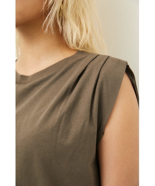 LAGUA GEM（ラグアジェム）の「SHOULDER TUCK CUT TOPS（タンクトップ・レディース・ホワイト/ブラウン/ブラック・FREE）」の12枚目の写真