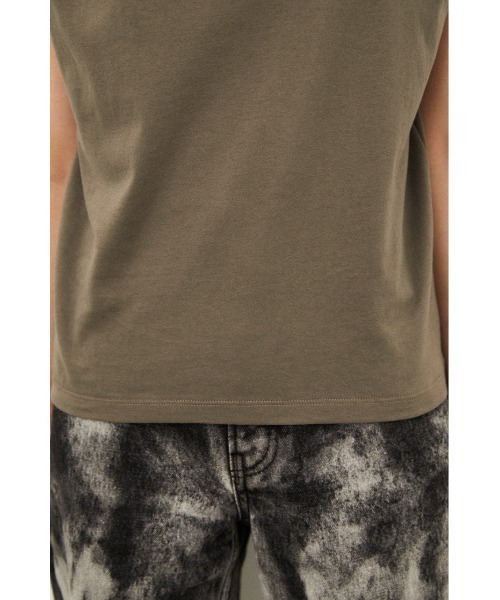 LAGUA GEM（ラグアジェム）の「SHOULDER TUCK CUT TOPS（タンクトップ・レディース・ホワイト/ブラウン/ブラック・FREE）」の22枚目の写真