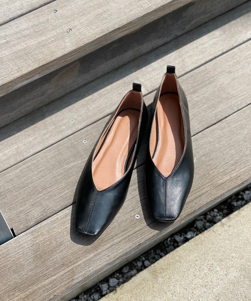 un dix cors（アンディコール）の「mionotis(ミオノティス)　スクエアトゥフラットパンプス（パンプス・レディース・ブラウン/ブラック/ホワイト系その他・37/36/38）」の3枚目の写真