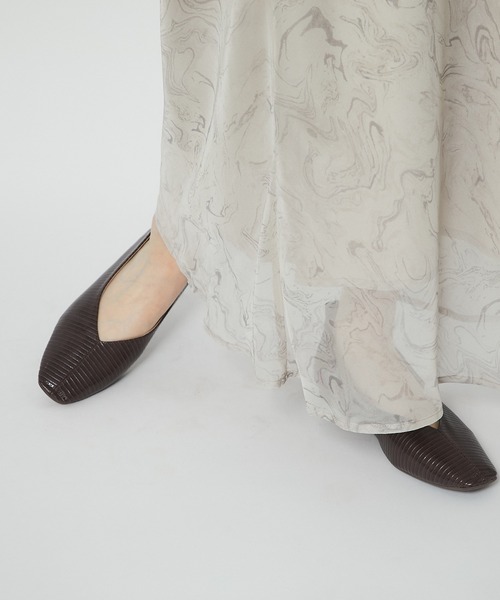 un dix cors（アンディコール）の「mionotis(ミオノティス)　スクエアトゥフラットパンプス（パンプス・レディース・ブラウン/ブラック/ホワイト系その他・37/36/38）」の15枚目の写真