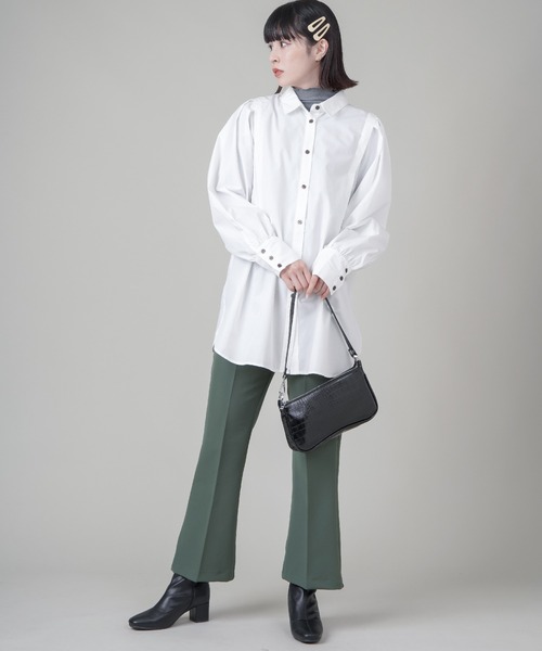 SPINNS（スピンズ）の「フェイクレザー ストレッチショートヒールブーツ（ブーツ・レディース・ホワイト/ブラック/ベージュ/アイボリー・LL/M/L）」の19枚目の写真