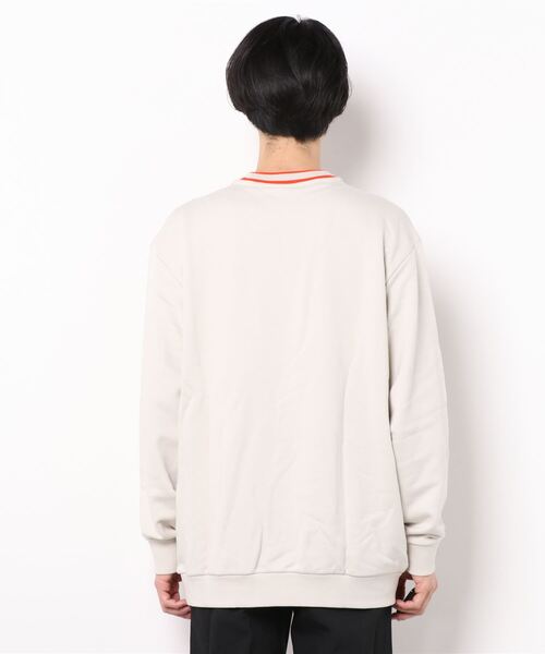 adidas（アディダス）の「スクリプト クルー スウェット / アディダスオリジナルス（スウェット・メンズ・クリーム/ネイビー・MEDIUM/XXX-LARGE/X-SMALL/X-LARGE）」の11枚目の写真