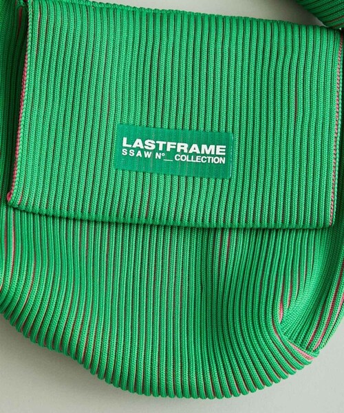 LASTFRAME(ラストフレーム)の「ツートーンオビバッグ L21207(ハンドバッグ・レディース・ブラック/グリーン・FREE)」の6枚目の写真