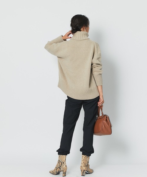 RIVE DROITE（リヴドロワ）の「シンプルだけど、一枚で様になる　ラムウールハイネックニット（ニット/セーター・レディース・ベージュ/ミント/オレンジ・FREE）」の14枚目の写真