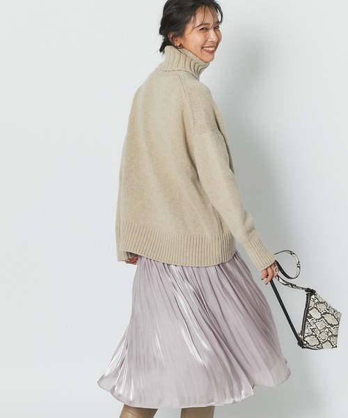 RIVE DROITE（リヴドロワ）の「シンプルだけど、一枚で様になる　ラムウールハイネックニット（ニット/セーター・レディース・ベージュ/ミント/オレンジ・FREE）」の10枚目の写真