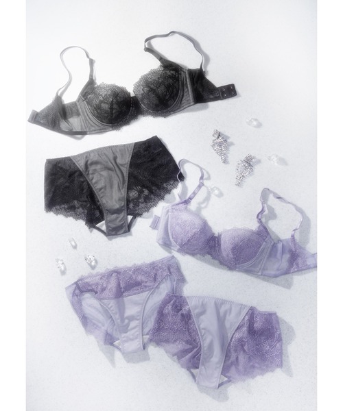 【Chut!】サイドシェイプブラ (C422) +(C407)ショーツセット Chut！ INTIMATES（シュットインティメイツ）の「サイドシェイプブラ