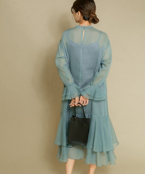 KBF（ケイビーエフ）の「シアーラッフルワンピース（ワンピース・レディース・ライトベージュ/ライトブルー/ブラック・ONE）」の11枚目の写真