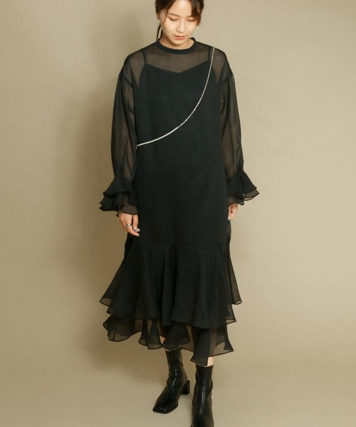 KBF（ケイビーエフ）の「シアーラッフルワンピース（ワンピース・レディース・ライトベージュ/ライトブルー/ブラック・ONE）」の17枚目の写真