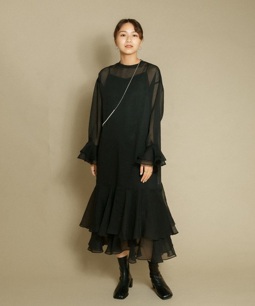 KBF（ケイビーエフ）の「シアーラッフルワンピース（ワンピース・レディース・ライトベージュ/ライトブルー/ブラック・ONE）」の19枚目の写真