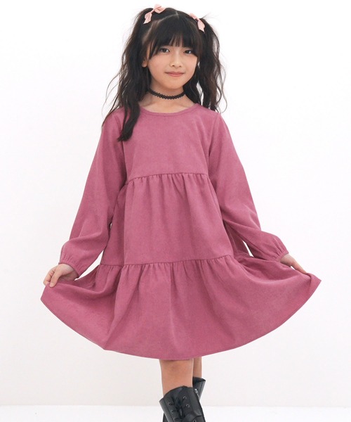 Bee des Bee（ビーデスビー）の「コーデュロイ風 ティアードワンピース（ワンピース・キッズ・ラベンダー/チャコール/ブラウン/ブラック/テラコッタ/ブルー系その他/ライトグレー/セージグリーン/オレンジ系/ブルー系その他2/ミント/ベージュ/ピンク系/グリーン系その他/ピンク系1/パープル/ピンクベージュ/ピンク系3/アイボリー/パープル系その他/ライトブルー/ブルー系その他3・140cm/110cm/100cm/130cm/120cm/150cm）」の20枚目の写真