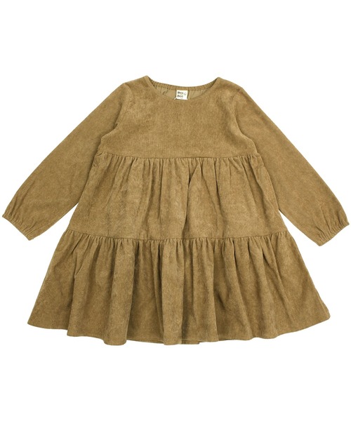 Bee des Bee（ビーデスビー）の「コーデュロイ風 ティアードワンピース（ワンピース・キッズ・ラベンダー/チャコール/ブラウン/ブラック/テラコッタ/ブルー系その他/ライトグレー/セージグリーン/オレンジ系/ブルー系その他2/ミント/ベージュ/ピンク系/グリーン系その他/ピンク系1/パープル/ピンクベージュ/ピンク系3/アイボリー/パープル系その他/ライトブルー/ブルー系その他3・140cm/110cm/100cm/130cm/120cm/150cm）」の6枚目の写真