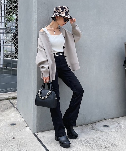 PAGEBOY（ページボーイ）の「チェーンミニボストンバッグ（ショルダーバッグ・レディース・ブラック/オフホワイト/グリーン/シルバー/ブルー・FREE）」の6枚目の写真