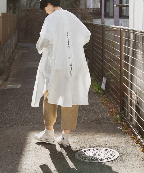 note et silence （ノートエシロンス）の「◇【AMB100貨】タイプライター バックスリットシャツ（シャツ/ブラウス・レディース・ホワイト・FREE）」の2枚目の写真