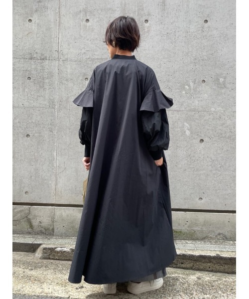 BEARDSLEY（ビアズリー）の「ソデフリルワンピースコート（ワンピース