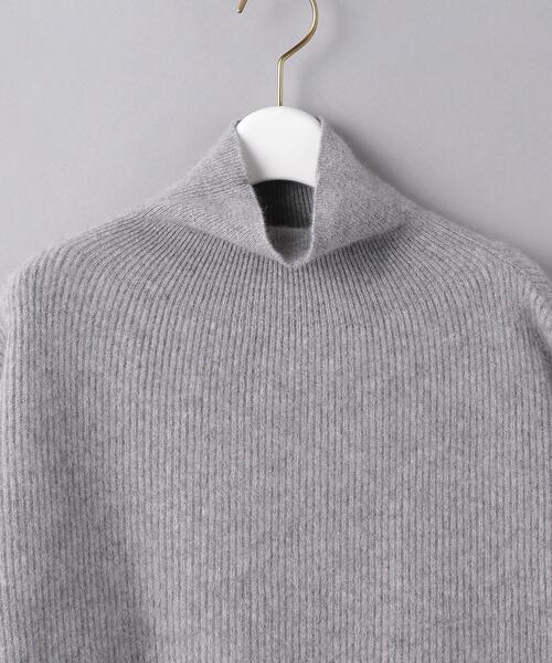 BATONER(バトナー)の「<BATONER(バトナー)>ハイネック チュニックニット(ニット/セーター・レディース・グレー/オリーブ・1)」の14枚目の写真