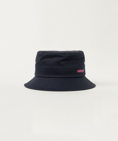 AMBUSH(アンブッシュ)の「LOGO BUCKET HAT(ハット・メンズ・ベージュ/ネイビー/ブラック・2/1)」の3枚目の写真