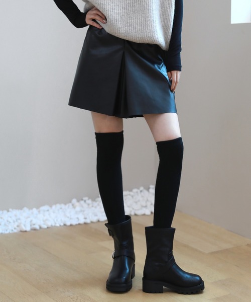 by muni:r（バイ ムニール）の「Aライン ショートパンツ（スカート・レディース・ブラック/ベージュ/ブラウン・FREE）」の2枚目の写真