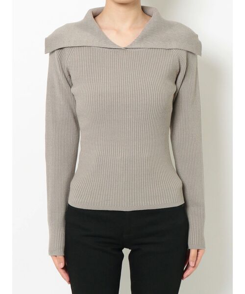 EMODA（エモダ）の「オーバーカラーデコルテニット（ニット/セーター・レディース・ブラック/パープル/グレー/ライム・FREE）」の3枚目の写真