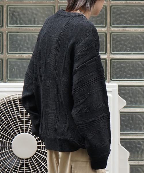 Confirm(コンファーム)の「ヴィンテージライク レトロジャガードストライプ柄 ビッグシルエット 3Dニットプルオーバー 【Confirm】(ニット/セーター・メンズ・ブラック/ボルドー/モカ/ナチュラル/ブルー系その他/ホワイト系その他/ブラック系その他・M/L)」の15枚目の写真