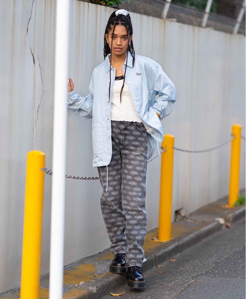 X-girl（エックスガール）の「RELAXED COACH JACKET（ナイロンジャケット・レディース・ブラック/ホワイト/ライトブルー・S/M）」の4枚目の写真